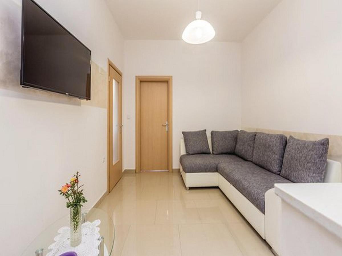 Apartments Villa Kim ยาบลานัก ภายนอก รูปภาพ